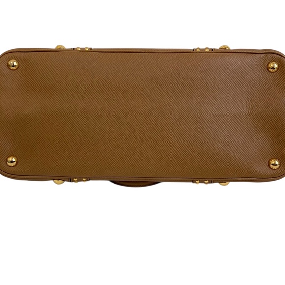 Prada Saffiano Cuir Studded Promenade Shoulder Bag – Authentic COA, Card & Strap - Picture 6 of 16